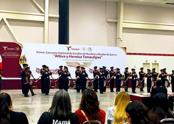 DESTACA BANDA DE GUERRA “PEGASOS” DE LA PREPARATORIA MUNICIPAL EN CONCURSO NACIONAL