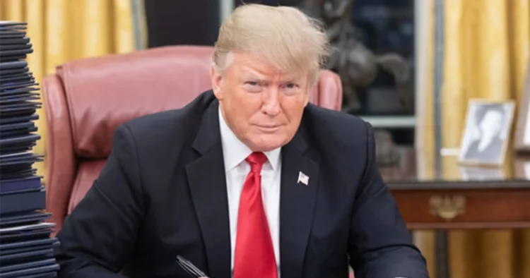 DONALD TRUMP Retira los aranceles a carne de res, tomates, plátanos y café