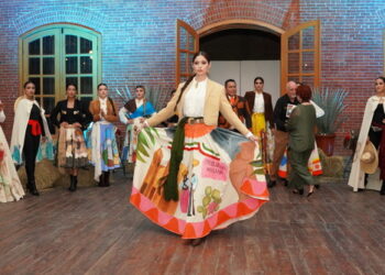 ARTE, MODA Y TRADICIÓN SE UNEN EN “VOCES DE 1910”, EL ESPECTÁCULO QUE CELEBRÓ LA IDENTIDAD MEXICANA EN NUEVO LAREDO