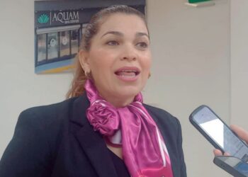 MUJERES CANACO Empresarias realizan desfile para fortalecer economía local