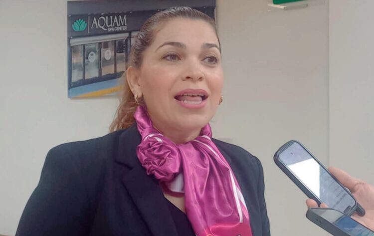 MUJERES CANACO Empresarias realizan desfile para fortalecer economía local