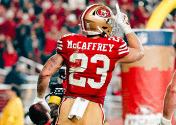 San Francisco 49ers vence en la pelea por postemporada