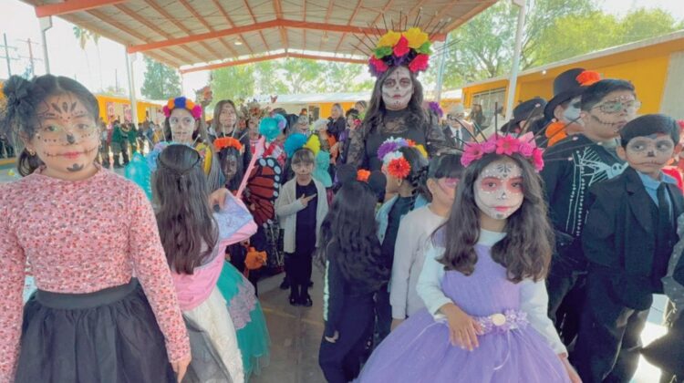 ALTAR EN LA NIÑO ARTILLERO Alumnos honran al Guardián de las Mariposas Monarca