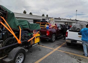 TEMPORADA DE PAISANOS Paisanos viajan más seguros en convoy