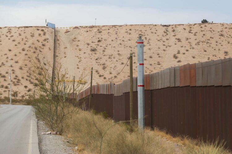 Desalientan en redes el ingreso ilegal a EU