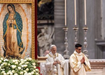 Pide Papa León a la Guadalupana que libre a jóvenes del crimen