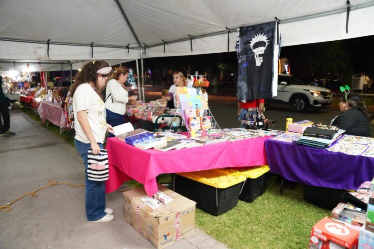 Bazar Navideño impulsa emprendimiento local