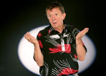 Confirman bioserie de “Chabelo”