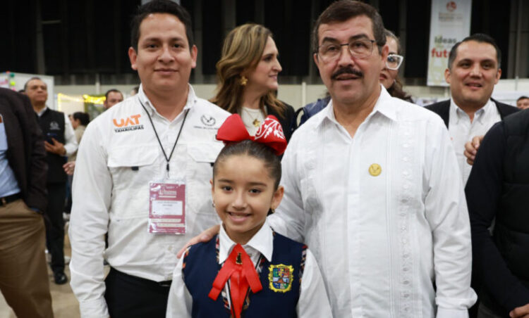 Resalta rector presencia de la UAT en la ExpoCiencias