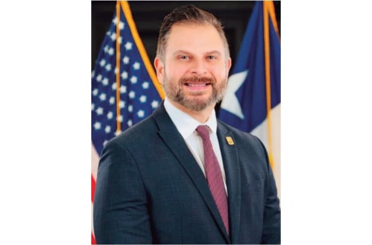 MUNICIPIO DE LAREDO Gilbert González suplirá como alcalde a Treviño