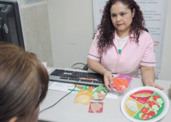 Llaman a no excederse con alimentos y bebidas