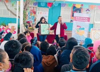 PROMUEVEN EL HÁBITO DE LA LECTURA EN ESCUELAS CON EL PROGRAMA BIBLIOTECA ITINERANTE