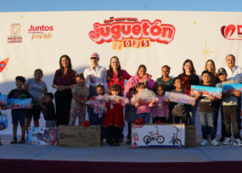LLEVA GOBIERNO MUNICIPAL ALEGRÍA A LA NIÑEZ CON EL JUGUETÓN 2025 EN LA COLONIA PALMARES