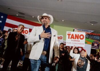 Y Tano Tijerina se postula al Congreso