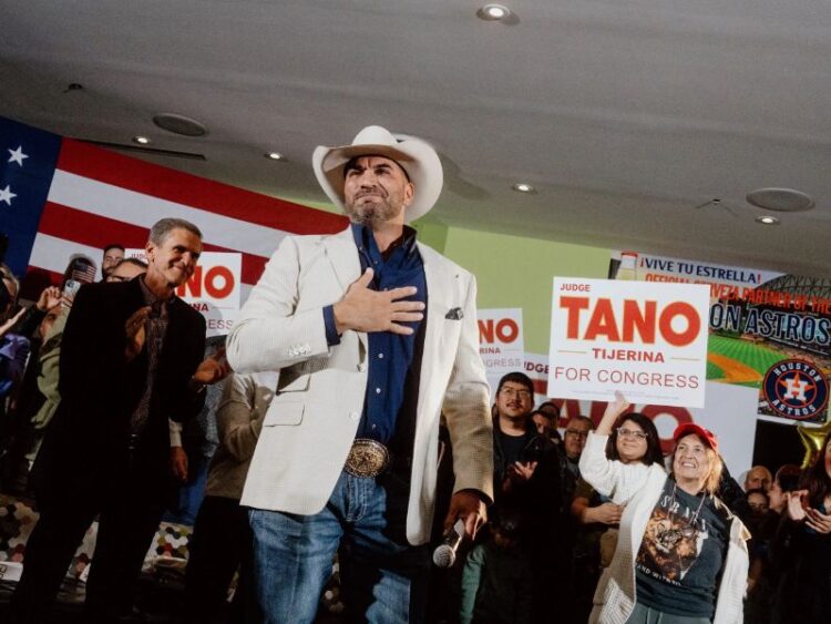 Y Tano Tijerina se postula al Congreso