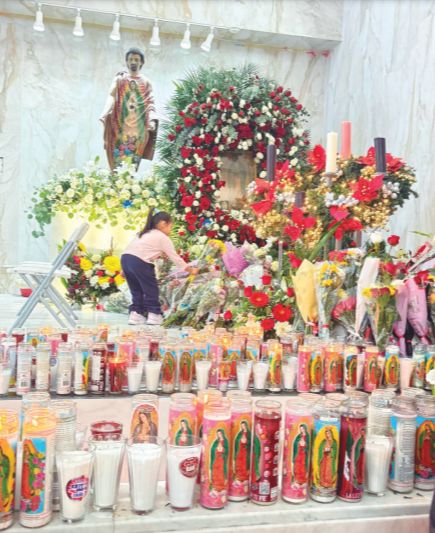 RELIGIÓN Desbordan feligreses fe para la Guadalupana