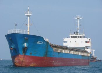 EU intercepta un tercer petrolero frente a Venezuela