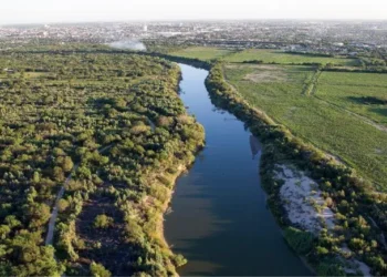 EU presiona a México por pago de agua