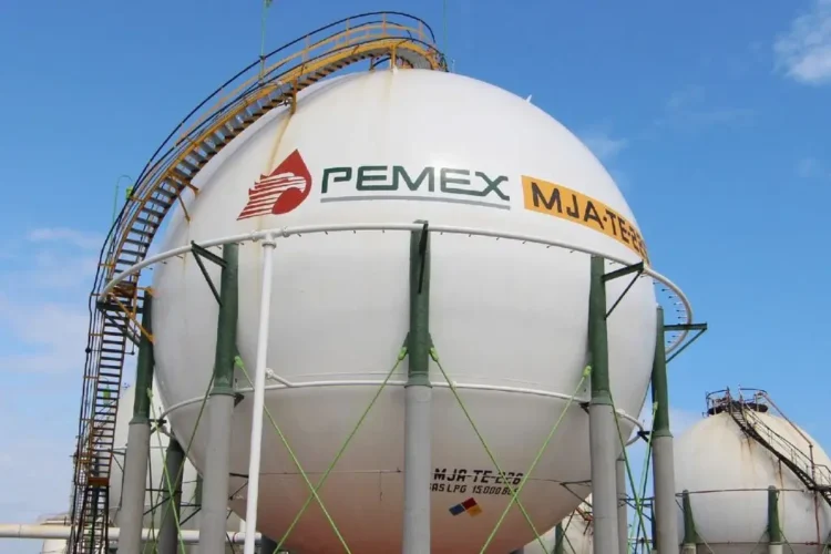 Pemex buscará financiamiento por 31 mil 500 millones de pesos