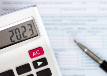 DISPOSICIONES DE LEY Llaman a prepararse para pagar impuestos