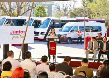 TRANSPORTE PÚBLICO Ponen en circulación 12 nuevas unidades