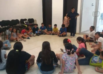 Darán apoyo educativo y emocional gratuito