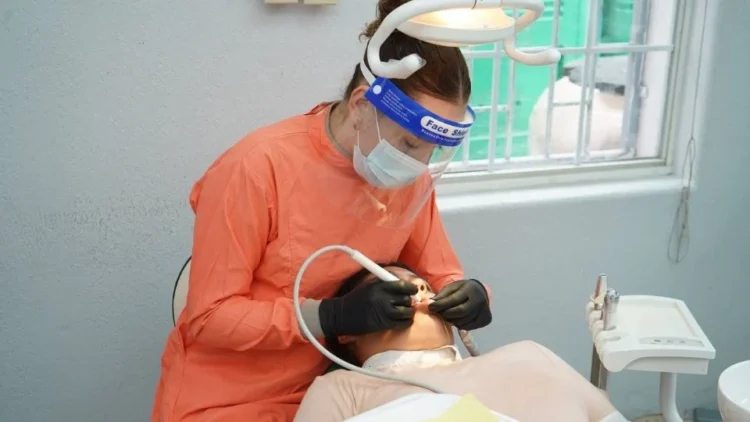 Brindan atención médica a 200 niños