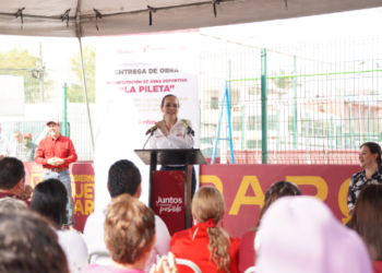 CARMEN LILIA CANTUROSAS ENTREGA OBRAS DE INFRAESTRUCTURA DEPORTIVA Y BIENESTAR COMUNITARIO EN COLONIA NUEVA ERA