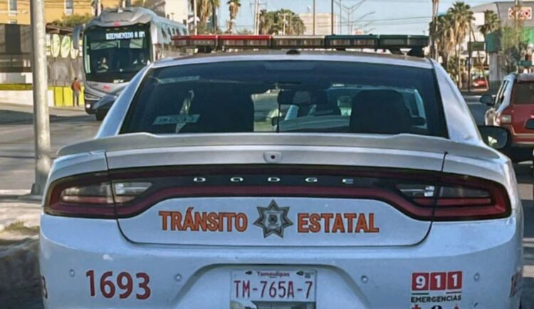 SORPRENDEN A CIUDADANOS Circulan patrullas de Tránsito Estatal