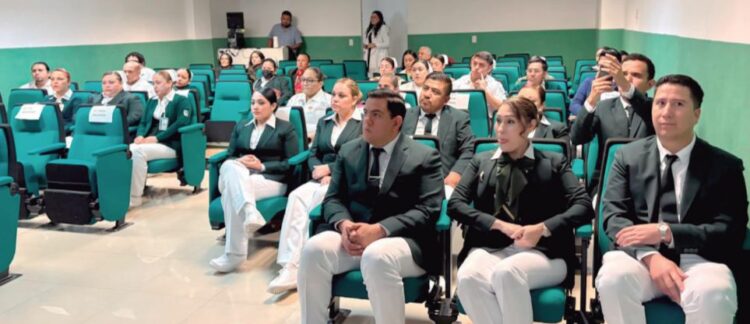 Capacita IMSS personal de enfermería en salud pública