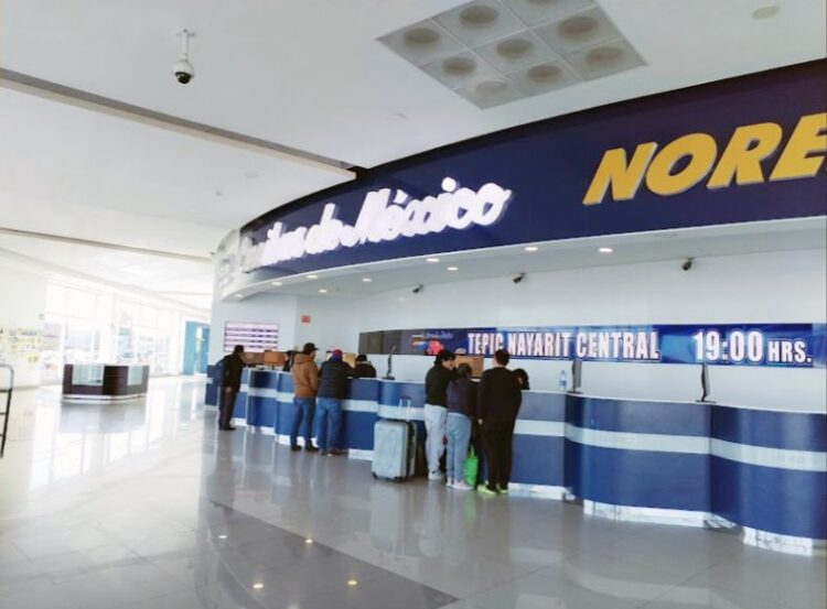 TRAMOS CONGELADOS Suspenden corridas de autobuses por clima