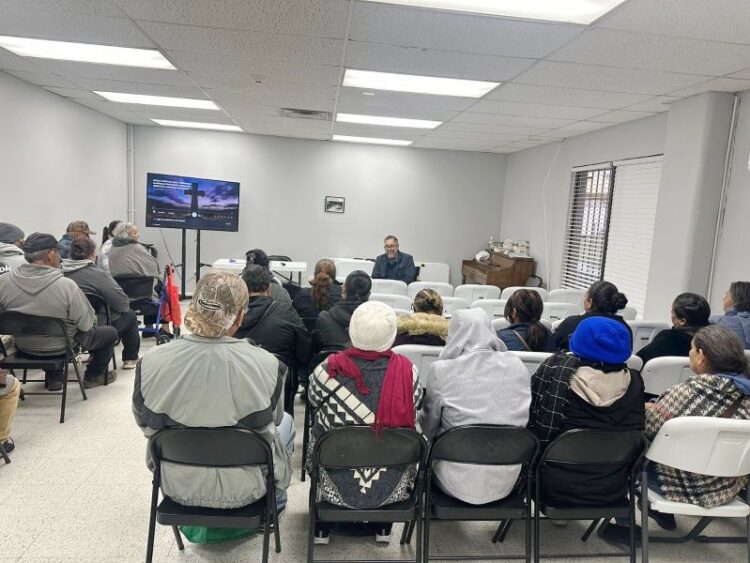 ICE libera unidades familiares MIGUEL TIMOSHENKOV en Dilley y trasladan a Laredo