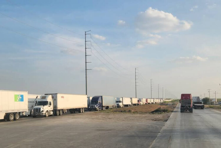 AFECTA A TODO EL PAÍS Caída del sistema colapsa 50 aduanas