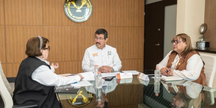 Impulsan certificación con estándares internacionales