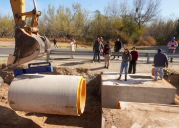 INFRAESTRUCTURA HÍDRICA Rehabilitan colector Ribereño