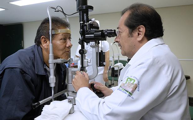 Llaman a cuidarse del glaucoma