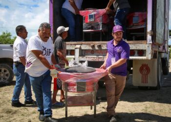 SISTEMA DIF Llevan a zonas rurales 214 estufas ecológicas