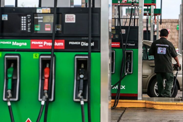 Suben precios de diesel y gasolina