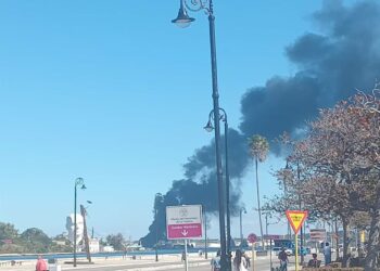 CRISIS ENERGÉTICA Cuba investiga incendio en refinería de La Habana