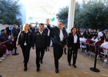 CON EL RESPALDO DE AMÉRICO VILLARREAL La UAT se transforma