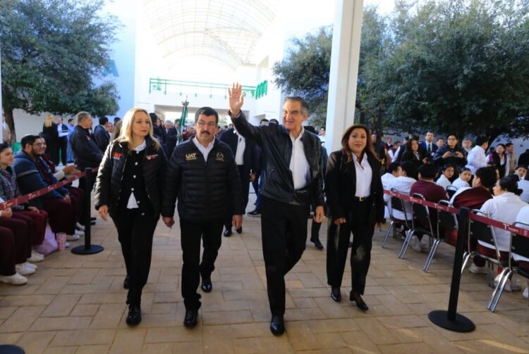 CON EL RESPALDO DE AMÉRICO VILLARREAL La UAT se transforma