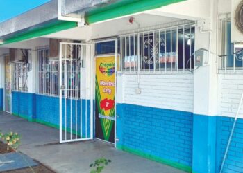 Olvidan papás a hijos en escuelas