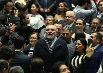 Deja Adán Augusto coordinación en el Senado