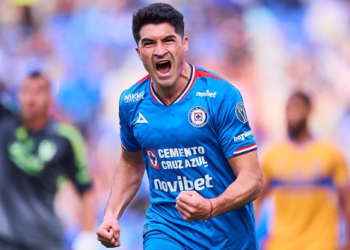 Cruz Azul derrota a Tigres