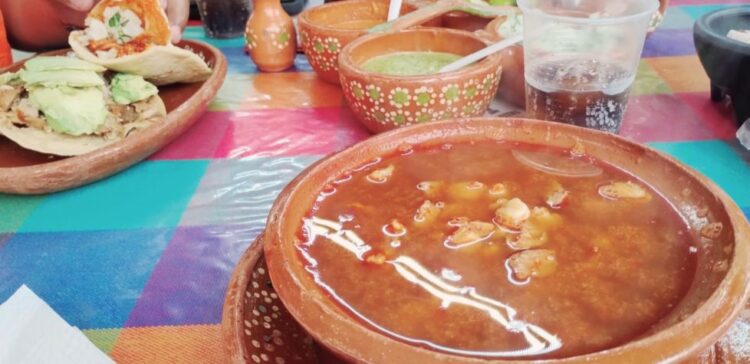 SECTOR RESTAURANTERO Cupido les ayuda en sus ventas