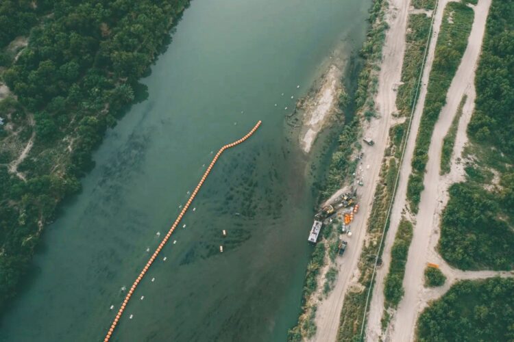 Condado de Cameron se opone a instalación de boyas