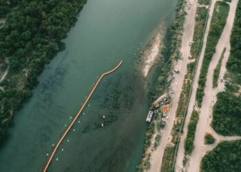 Instalarán muro flotante en el Bravo