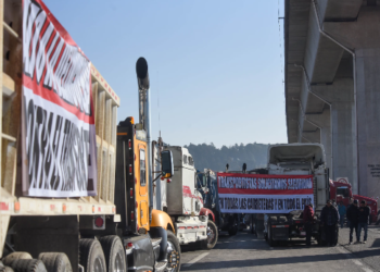 Violencia en carreteras encarece jitomate y chile