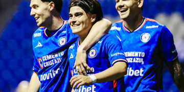 Cruz Azul es nuevo líder