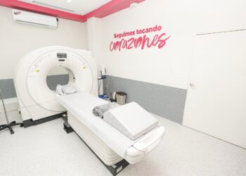 Facilitan citas para TAC a través de WhatsApp